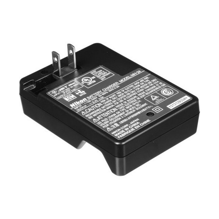 Nikon MH-24 Quick Charger for EN-EL14 Li-ion Battery